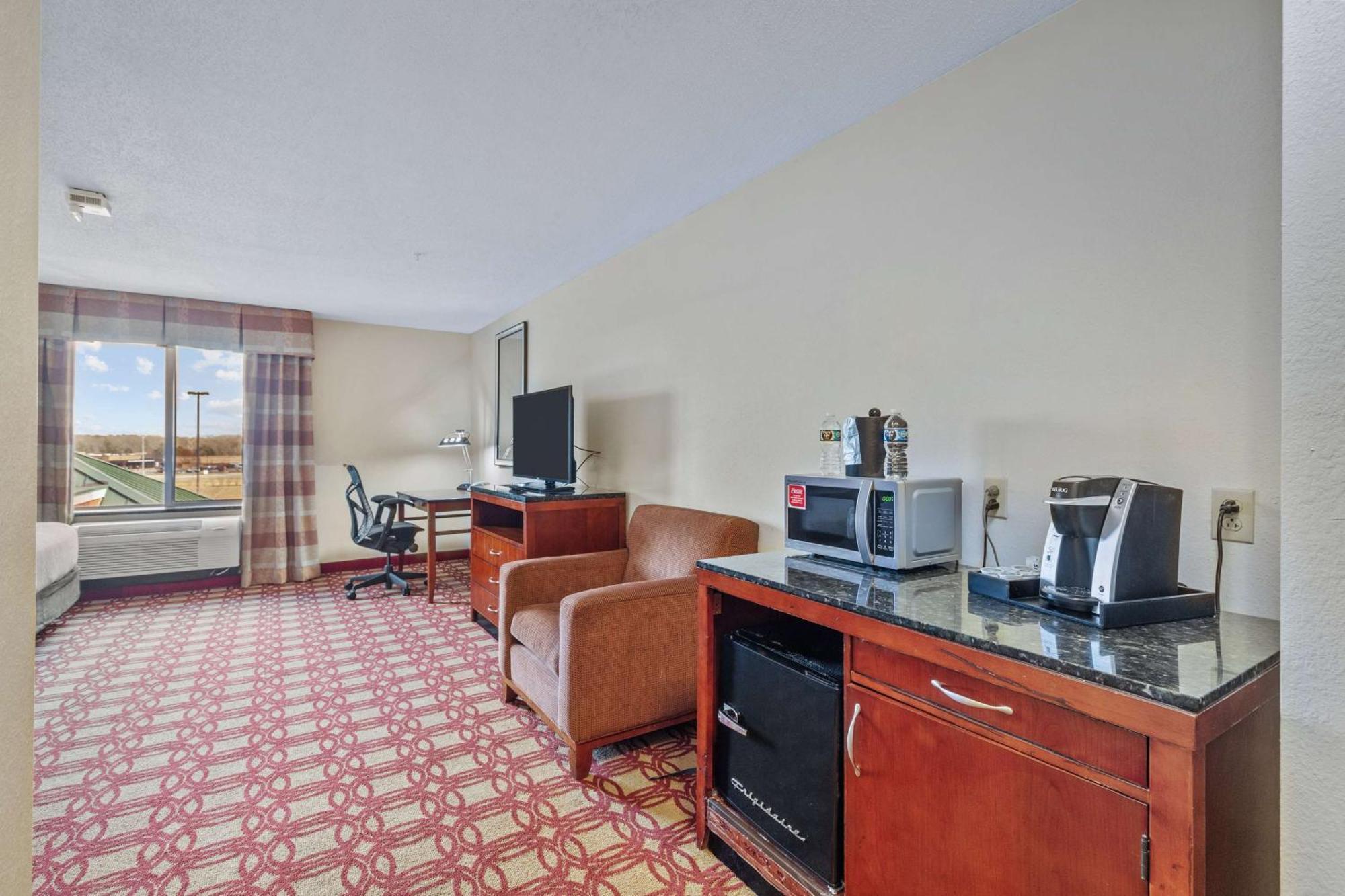 Hilton Garden Inn Старквілл Екстер'єр фото