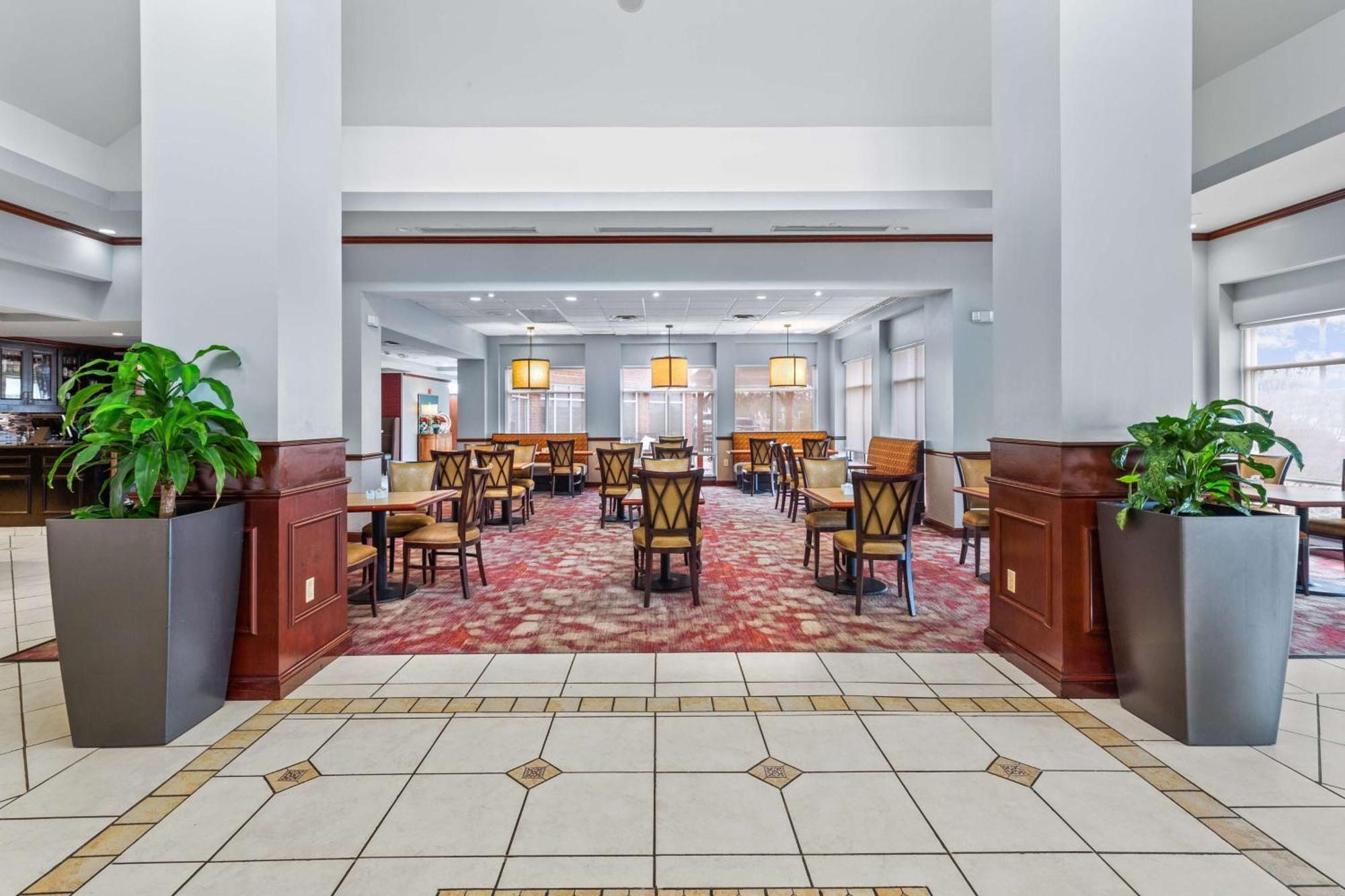 Hilton Garden Inn Старквілл Екстер'єр фото