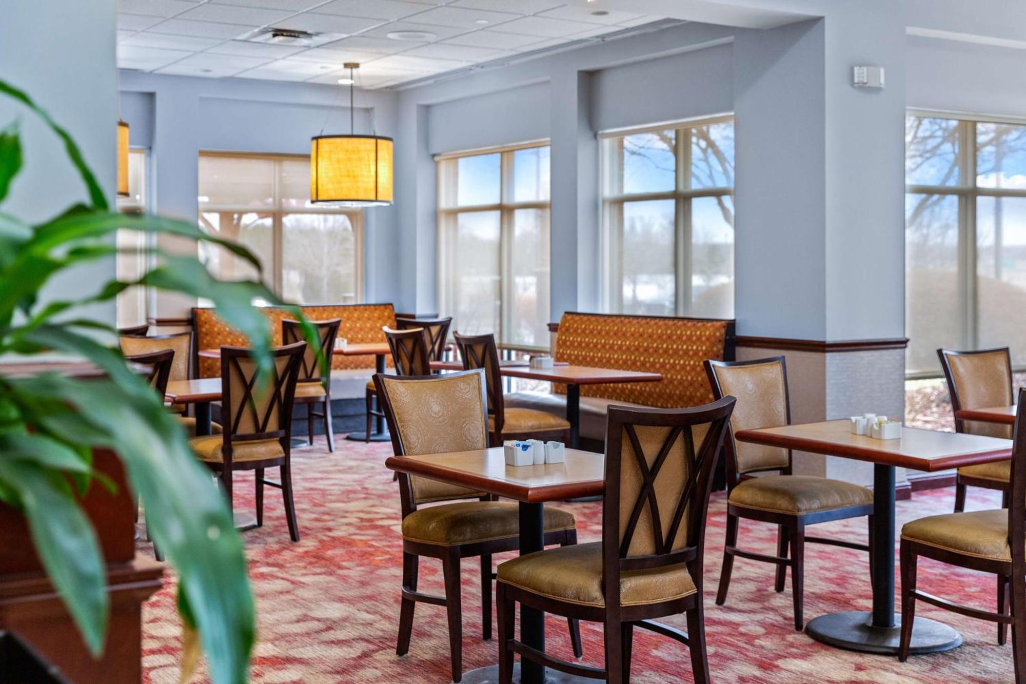 Hilton Garden Inn Старквілл Екстер'єр фото