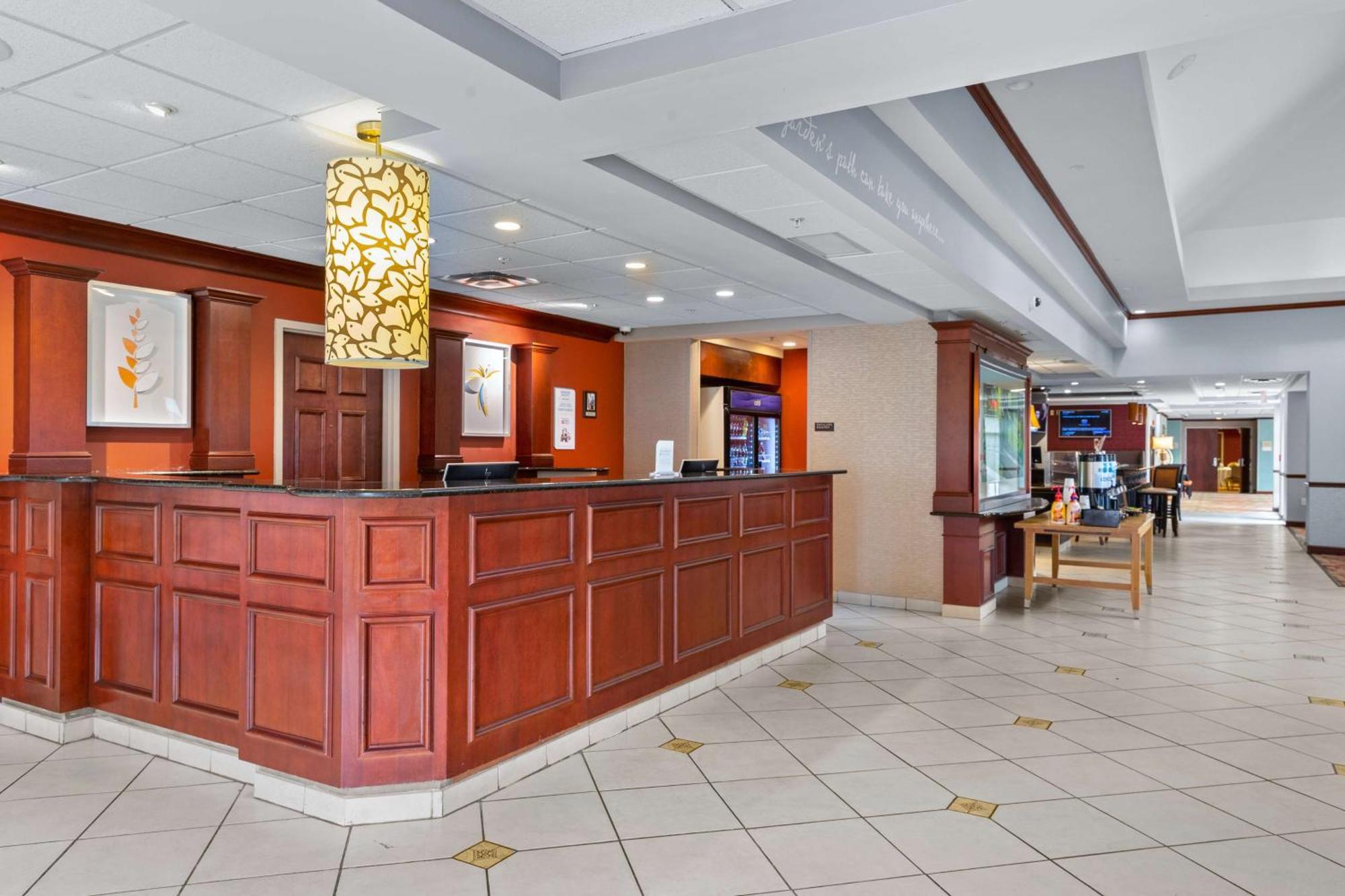 Hilton Garden Inn Старквілл Екстер'єр фото